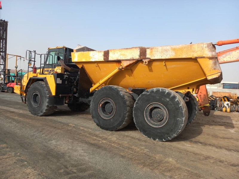 Komatsu HM400-3R (4 pcs available in Abu Dhabi) - Liigendkallur: pilt 2 Komatsu HM400-3R (4 pcs available in Abu Dhabi) - Liigendkallur: pilt 2