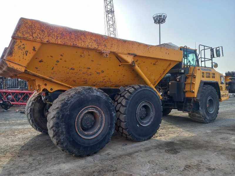 Komatsu HM400-3R (4 pcs available in Abu Dhabi) - Liigendkallur: pilt 3 Komatsu HM400-3R (4 pcs available in Abu Dhabi) - Liigendkallur: pilt 3