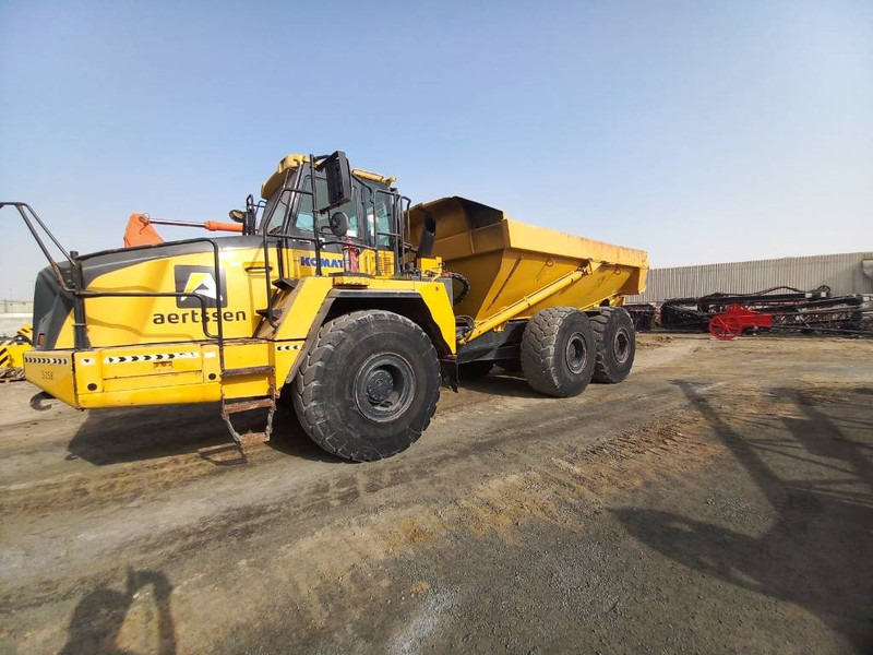 Komatsu HM400-3R (4 pcs available in Abu Dhabi) - Liigendkallur: pilt 3 Komatsu HM400-3R (4 pcs available in Abu Dhabi) - Liigendkallur: pilt 3