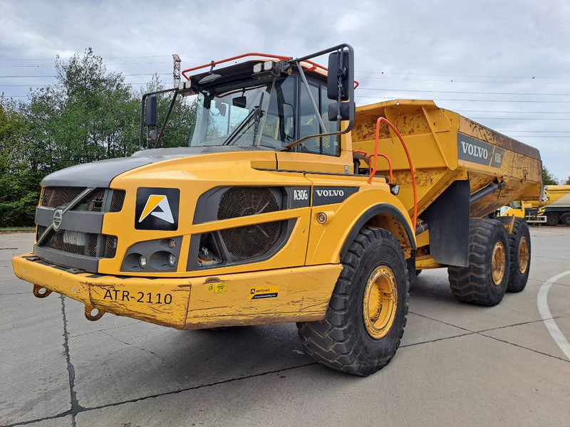 Volvo A30G (2 pieces available) - Liigendkallur: pilt 1 Volvo A30G (2 pieces available) - Liigendkallur: pilt 1
