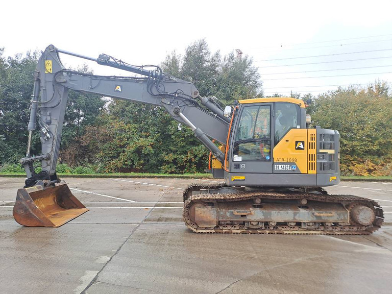 Volvo ECR 235 E - Lintekskavaator: pilt 1 Volvo ECR 235 E - Lintekskavaator: pilt 1