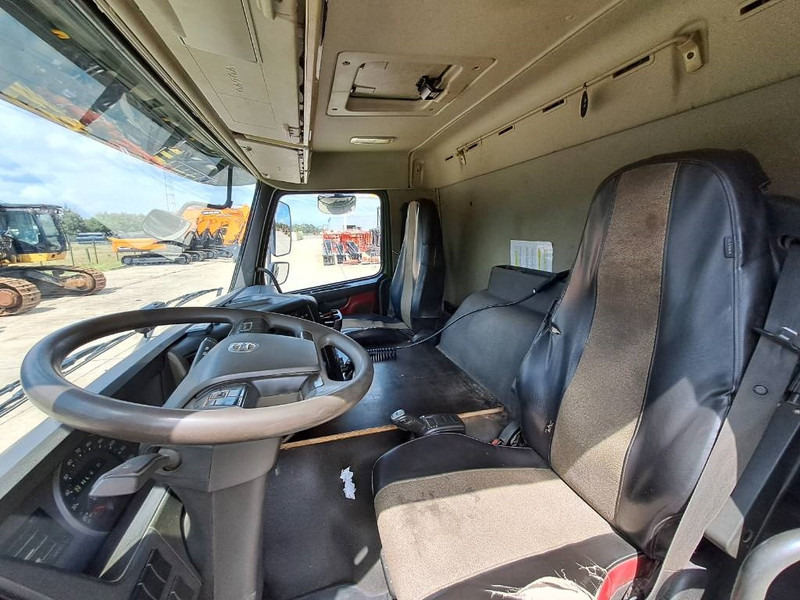 Volvo FMX460 + HIAB 622 E-6 HIPRO 16m + Fly Jib 11 - Kraanaga veoauto: pilt 5 Volvo FMX460 + HIAB 622 E-6 HIPRO 16m + Fly Jib 11 - Kraanaga veoauto: pilt 5