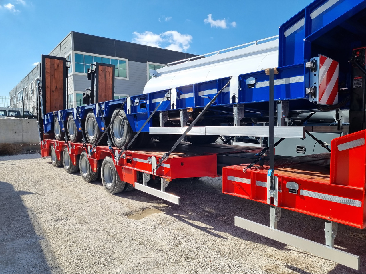 Sinan Tanker Lowbed - Madal platvormpoolhaagis: pilt 3 Sinan Tanker Lowbed - Madal platvormpoolhaagis: pilt 3