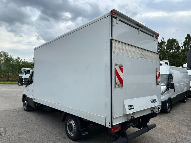 Iveco 35S16 - Tarbesõiduk furgoon: pilt 4 Iveco 35S16 - Tarbesõiduk furgoon: pilt 4