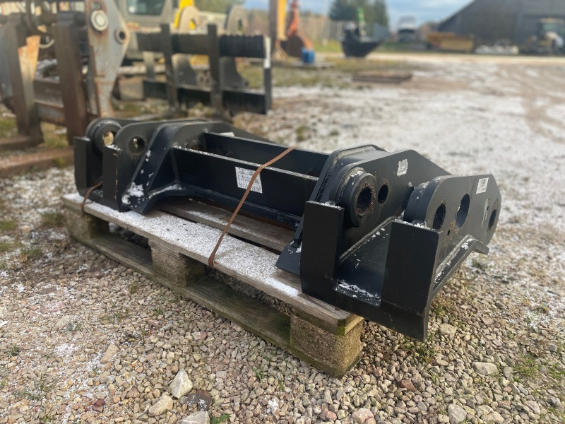Adapter Hyundai HL757 to Volvo - Kiirühendus - Rataslaadur: pilt 2 Adapter Hyundai HL757 to Volvo - Kiirühendus - Rataslaadur: pilt 2