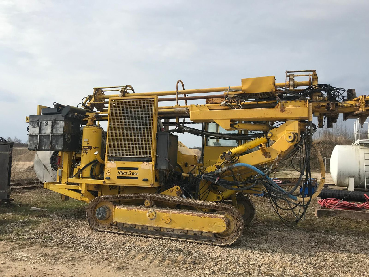 Atlas Copco ROC 860 HC-3 - Puurimisplatvorm: pilt 1 Atlas Copco ROC 860 HC-3 - Puurimisplatvorm: pilt 1