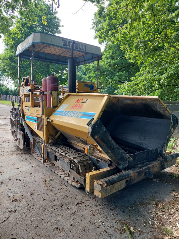 BITELLI BB651 Caterpillar - Asfaldilaotur: pilt 1 BITELLI BB651 Caterpillar - Asfaldilaotur: pilt 1