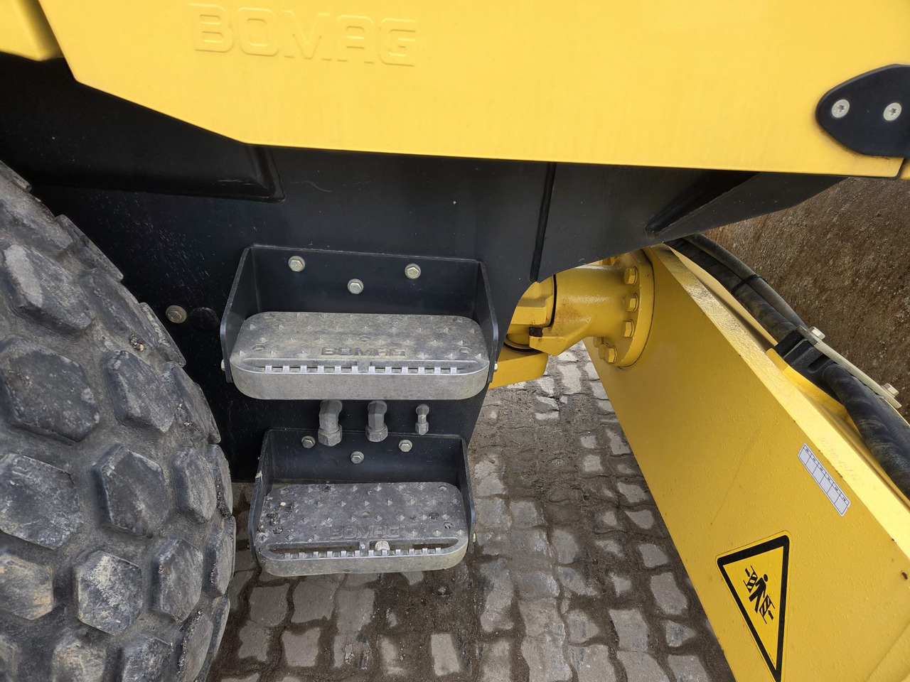 Tihendaja BOMAG BW177D-5: pilt 18