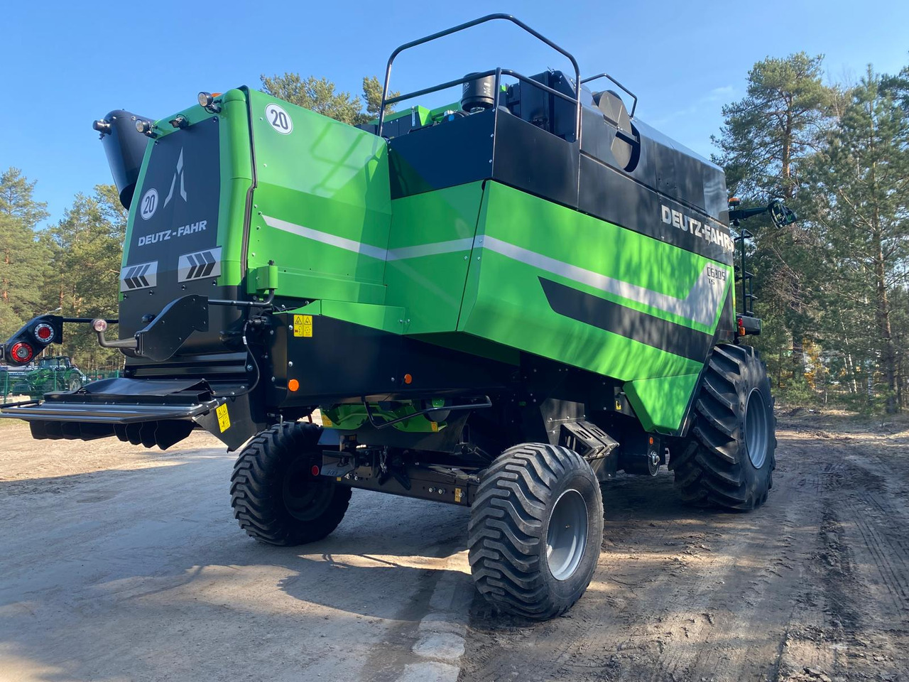 DEUTZ FAHR C6305 TS with DH630R NEW/UNUSED - Saagikoristusmasin: pilt 3 DEUTZ FAHR C6305 TS with DH630R NEW/UNUSED - Saagikoristusmasin: pilt 3