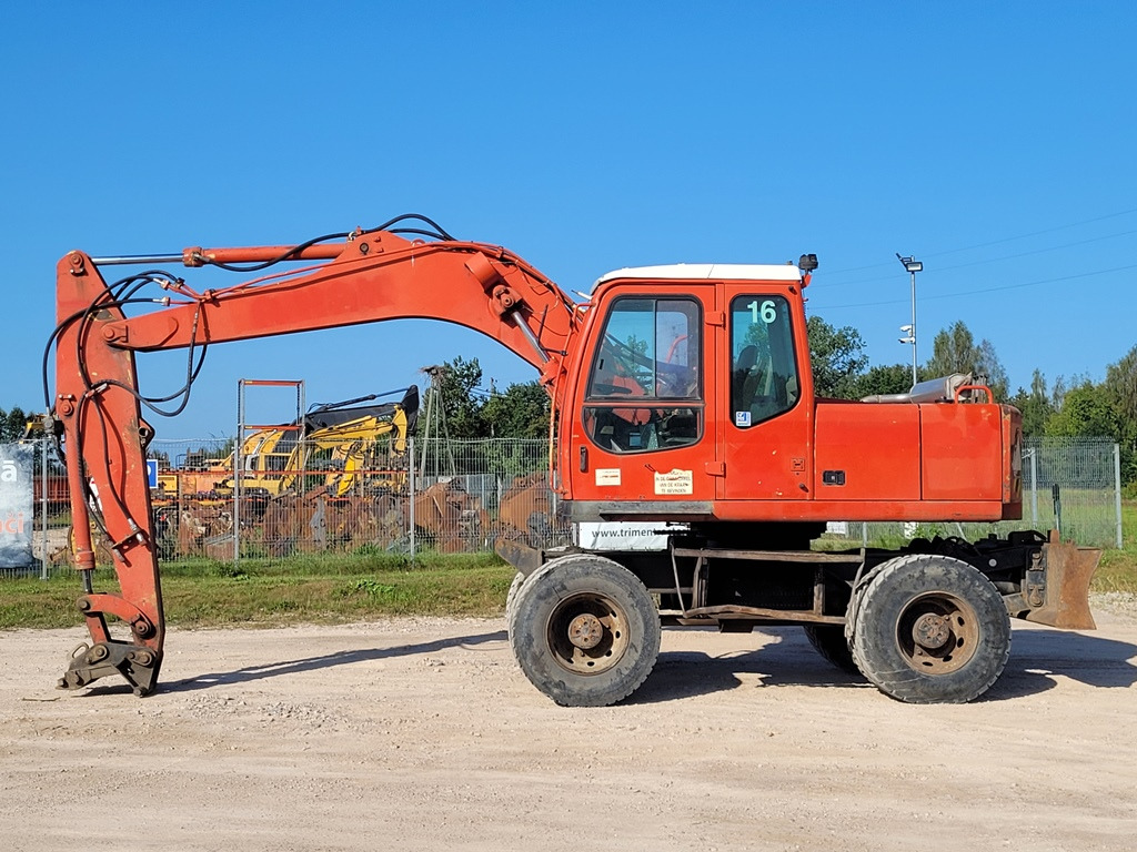 FURUKAWA W725 LS - Ratastel ekskavaator: pilt 2 FURUKAWA W725 LS - Ratastel ekskavaator: pilt 2