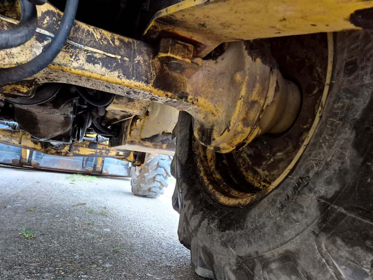 KOMATSU WB93R-5 liising KOMATSU WB93R-5: pilt 13