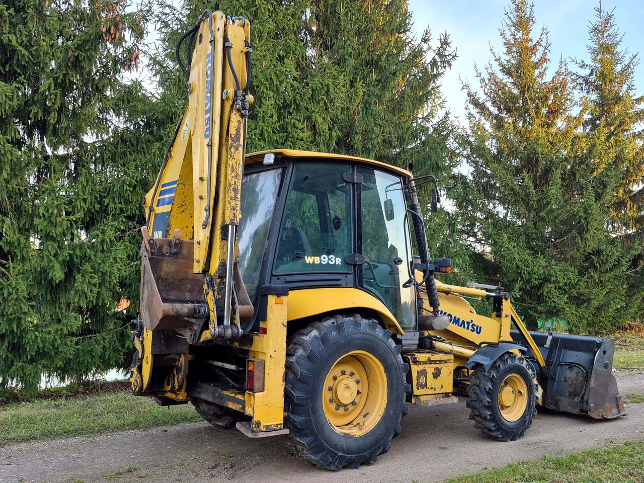 KOMATSU WB93R-5 liising KOMATSU WB93R-5: pilt 10