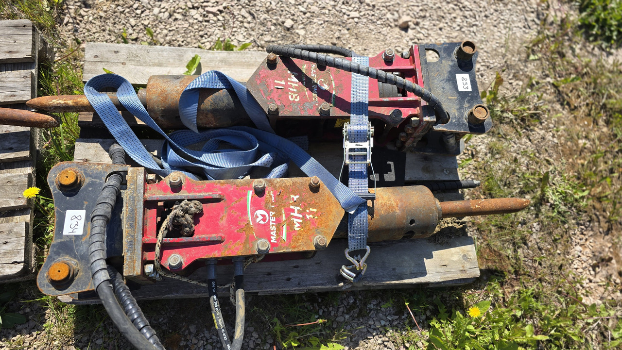 Mastermech MHB 11 - Hüdrauliline haamer - Miniekskavaator: pilt 1 Mastermech MHB 11 - Hüdrauliline haamer - Miniekskavaator: pilt 1