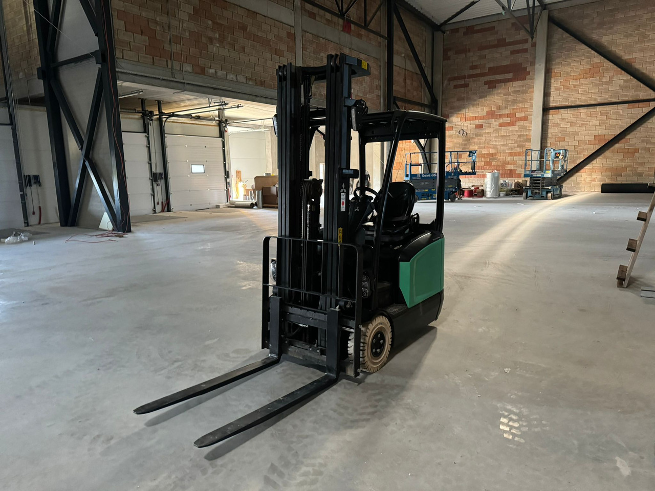 Mitsubishi FB18CN2T 32hours! - Elektritõstuk: pilt 4 Mitsubishi FB18CN2T 32hours! - Elektritõstuk: pilt 4