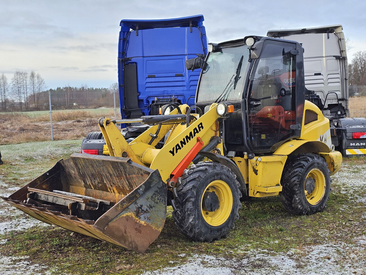 YANMAR V8, 744 hours! - Rataslaadur: pilt 1 YANMAR V8, 744 hours! - Rataslaadur: pilt 1
