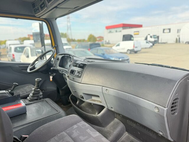 MERCEDES-BENZ Atego 1022 L Pritsche / Klima / Tachograph... - Puksiirauto: pilt 4 MERCEDES-BENZ Atego 1022 L Pritsche / Klima / Tachograph... - Puksiirauto: pilt 4