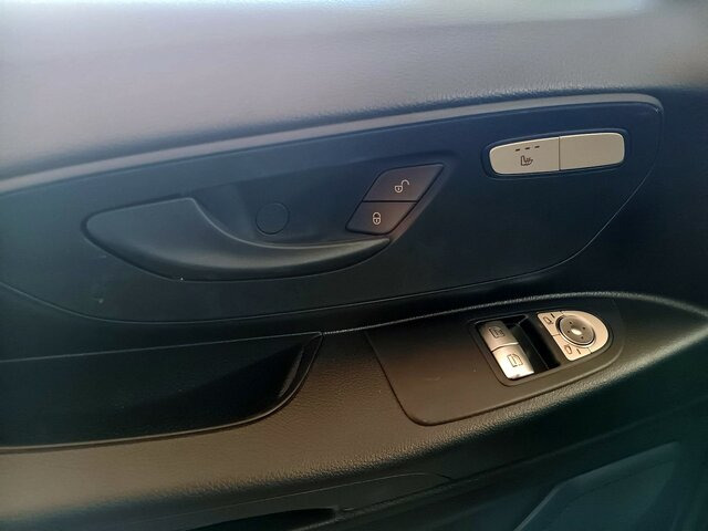 MERCEDES-BENZ Vito Kasten eVito 112 KA/FWD PARK+CLIMA... - Väike kaubik, Elektrikaubik: pilt 4 MERCEDES-BENZ Vito Kasten eVito 112 KA/FWD PARK+CLIMA... - Väike kaubik, Elektrikaubik: pilt 4