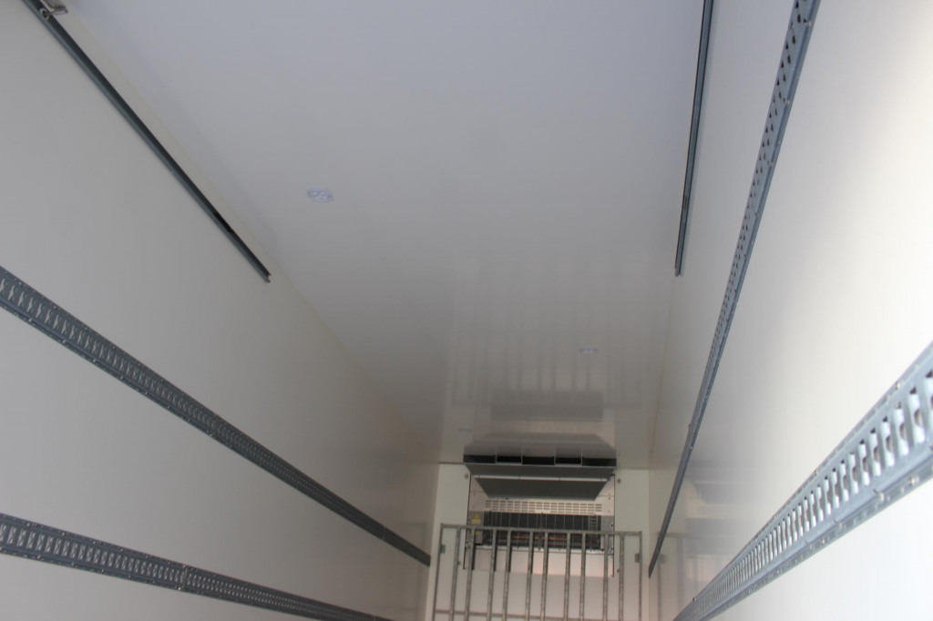 Chereau 1-Achs City Trailer CV 1550 Strom Neuwertig - Külmutiga poolhaagis: pilt 2 Chereau 1-Achs City Trailer CV 1550 Strom Neuwertig - Külmutiga poolhaagis: pilt 2