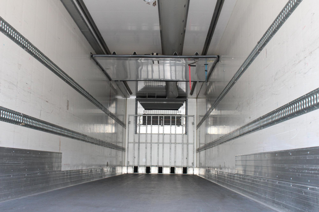 Chereau CV 1950Mt. 2,65h Strom Bi-Multi-Temp. TW LBW FRC - Külmutiga poolhaagis: pilt 3 Chereau CV 1950Mt. 2,65h Strom Bi-Multi-Temp. TW LBW FRC - Külmutiga poolhaagis: pilt 3