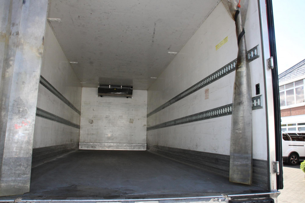 Daf LF 250 E6 Carrier Supra Strom Tür + LBW Kamera - Külmutiga veoauto: pilt 2 Daf LF 250 E6 Carrier Supra Strom Tür + LBW Kamera - Külmutiga veoauto: pilt 2