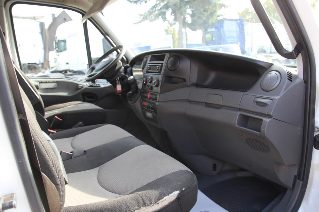 Iveco Daily 70-170 EEV VDT-170-F 20 m 2 Pers.Korb - Veoautolt tõusev platvorm: pilt 3 Iveco Daily 70-170 EEV VDT-170-F 20 m 2 Pers.Korb - Veoautolt tõusev platvorm: pilt 3