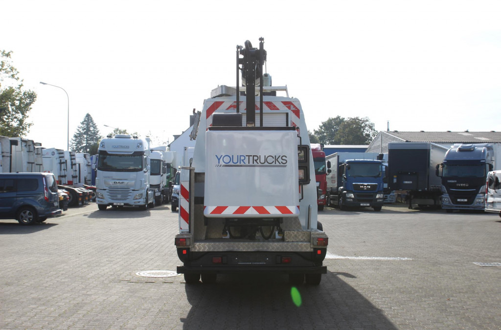 Veoautolt tõusev platvorm Iveco Daily 70-170   EEV  VDT-170-F  20 m  2 Pers.Korb: pilt 10
