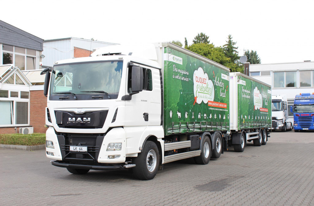 MAN TGX 26.480 Plane Stapleraufnahme Lenkachse Zug! - Tent veoauto: pilt 1 MAN TGX 26.480 Plane Stapleraufnahme Lenkachse Zug! - Tent veoauto: pilt 1