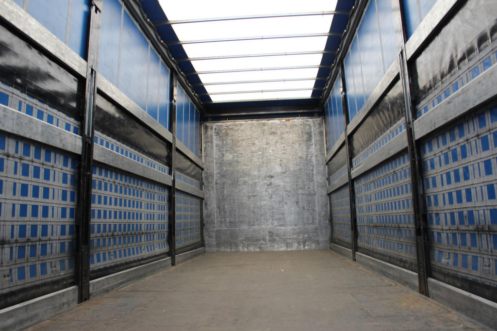 MAN TGX26.460 Durchlad Plane-Jumbo Retarder Hubdach - Tent veoauto: pilt 4 MAN TGX26.460 Durchlad Plane-Jumbo Retarder Hubdach - Tent veoauto: pilt 4