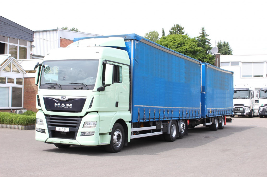 MAN TGX26.460 Durchlad Plane-Jumbo Retarder Hubdach - Tent veoauto: pilt 1 MAN TGX26.460 Durchlad Plane-Jumbo Retarder Hubdach - Tent veoauto: pilt 1