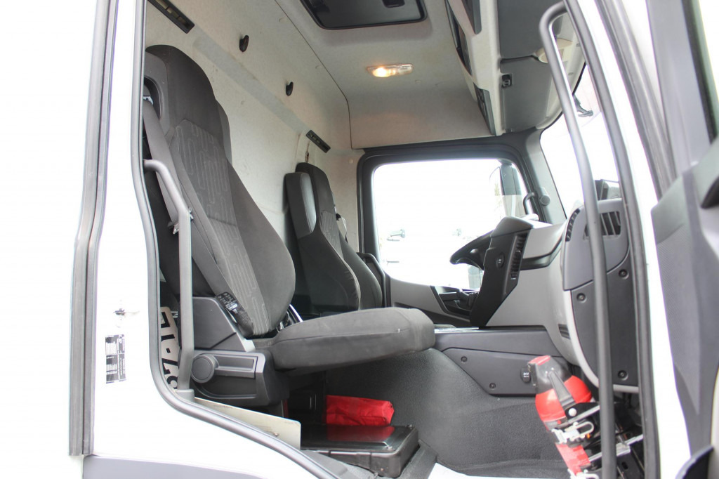 Kasti veoauto Mercedes-Benz Antos 1830 E6 Koffer 7,7m  LBW  S.Tür  ACC  LDW: pilt 6