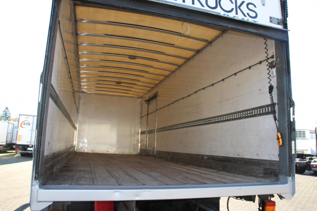 Renault D 280E6 Wide Koffer LBW nur 268Tkm! - Kasti veoauto: pilt 2 Renault D 280E6 Wide Koffer LBW nur 268Tkm! - Kasti veoauto: pilt 2