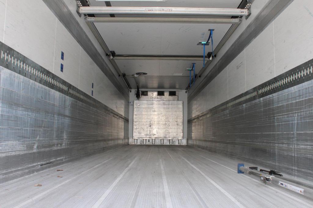 SCHMITZ Bi-Multi-Temp. TW Rolltor Lenkachse Rent-Miete - Külmutiga poolhaagis: pilt 3 SCHMITZ Bi-Multi-Temp. TW Rolltor Lenkachse Rent-Miete - Külmutiga poolhaagis: pilt 3