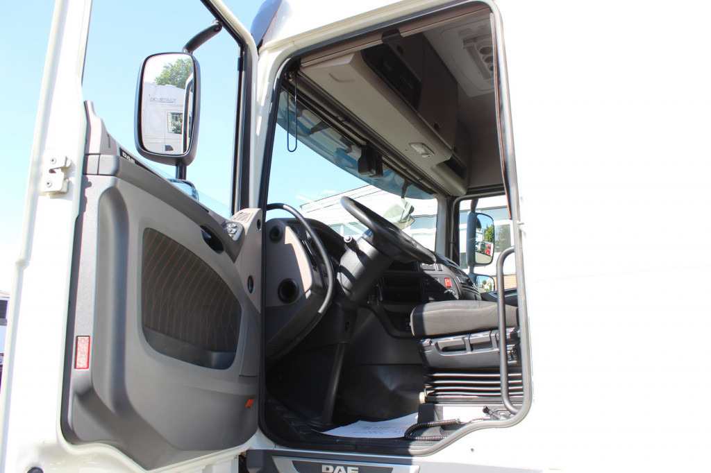 Daf XF 530 SC Retarder ACC LDWS Standklima Kühlbox - Sadulveok: pilt 4 Daf XF 530 SC Retarder ACC LDWS Standklima Kühlbox - Sadulveok: pilt 4