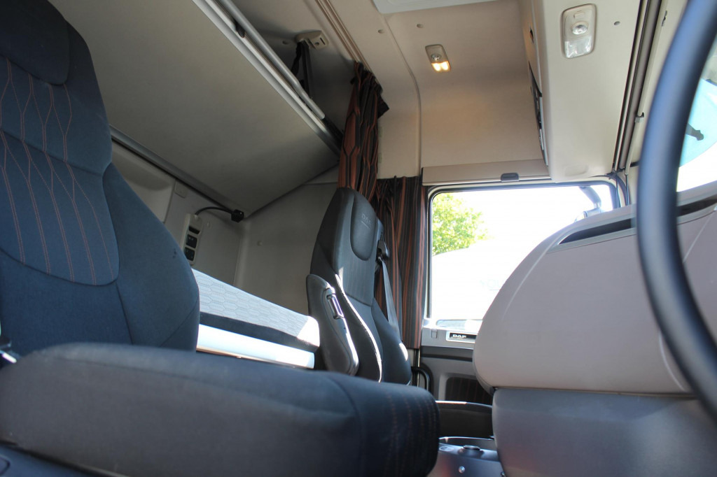 Daf XF 530 SC Retarder ACC LDWS Standklima Kühlbox - Sadulveok: pilt 3 Daf XF 530 SC Retarder ACC LDWS Standklima Kühlbox - Sadulveok: pilt 3