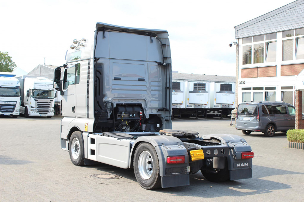 Sadulveok MAN TGX 18.520 XXL D38   Retarder   MOTOR GERÄUSCHE: pilt 12