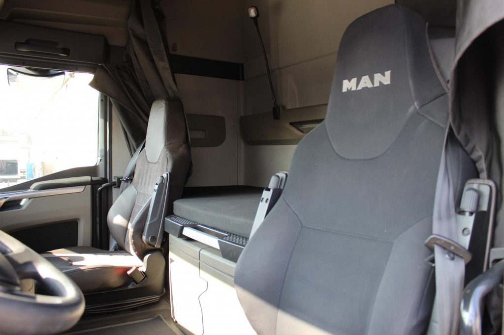 MAN TGX 510 Retarder LED Standklima Kühlbox Navi - Sadulveok: pilt 5 MAN TGX 510 Retarder LED Standklima Kühlbox Navi - Sadulveok: pilt 5
