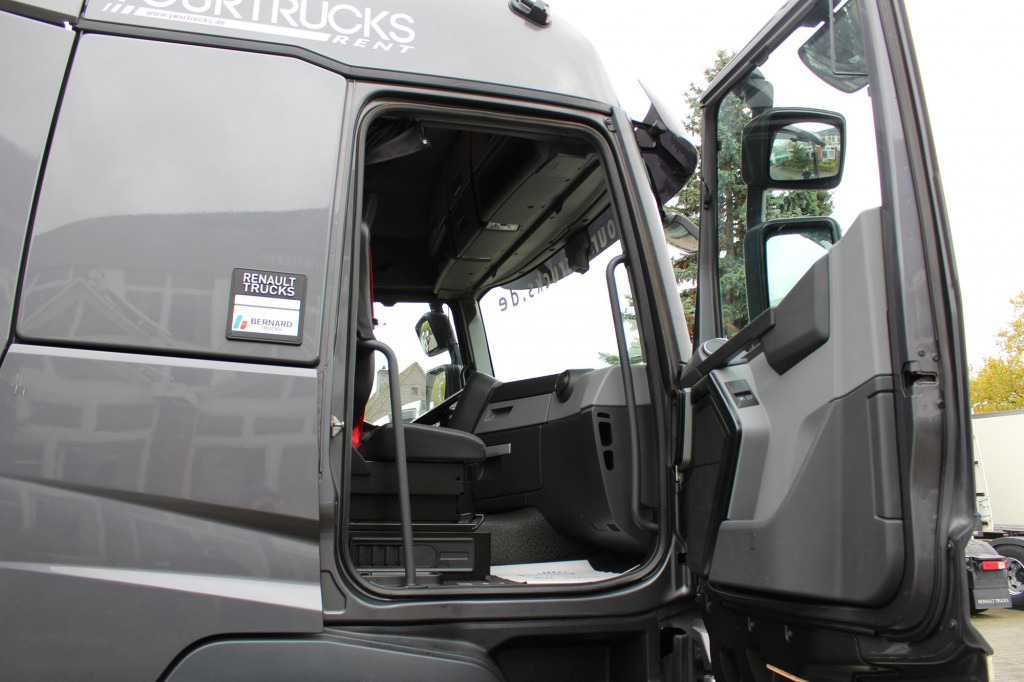 Renault T 480 E6 Alufelgen Retarder Vollspoiler Kühlbox - Sadulveok: pilt 2 Renault T 480 E6 Alufelgen Retarder Vollspoiler Kühlbox - Sadulveok: pilt 2