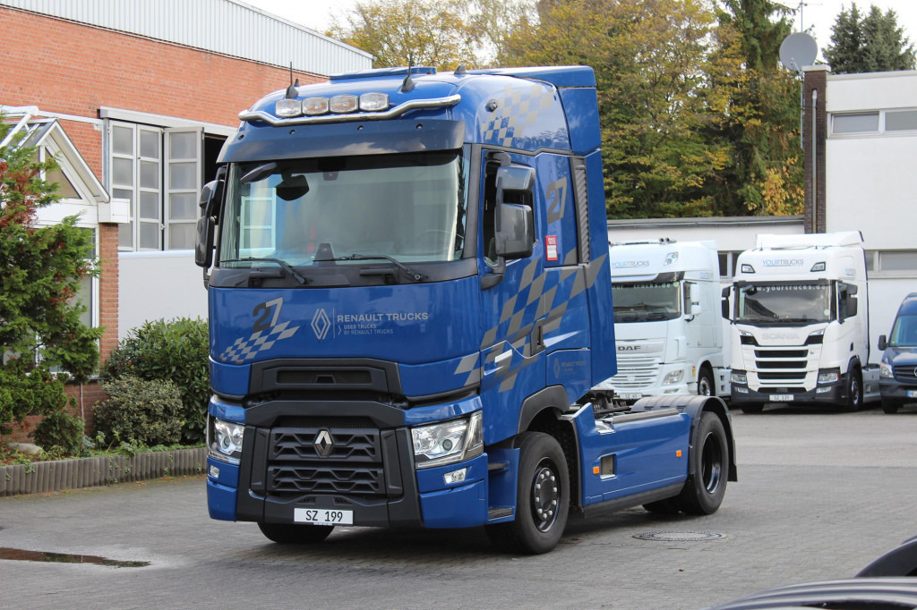 Renault T 520 E6 High  2Tanks Kühlbox Leder 2 Betten - Sadulveok: pilt 1 Renault T 520 E6 High  2Tanks Kühlbox Leder 2 Betten - Sadulveok: pilt 1