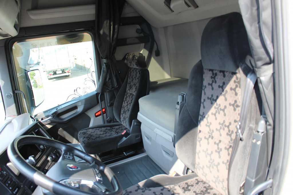 Scania R 500 Retarder LDWS Kühlbox 2 Tanks Navi - Sadulveok: pilt 5 Scania R 500 Retarder LDWS Kühlbox 2 Tanks Navi - Sadulveok: pilt 5