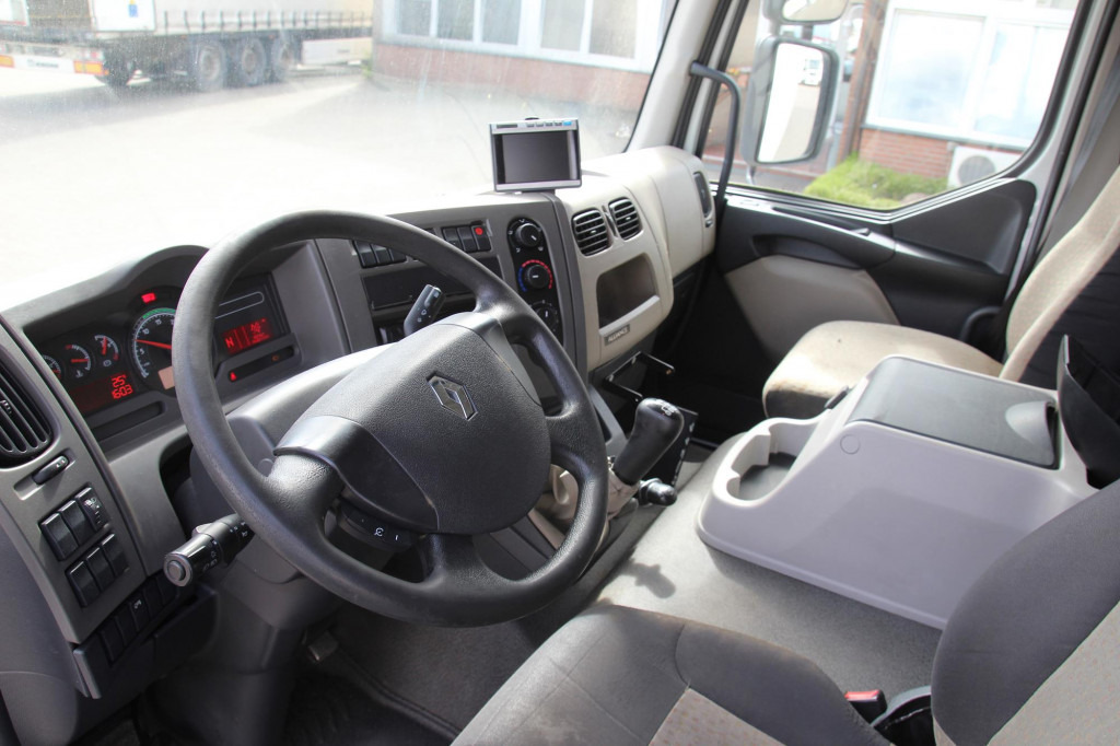 Renault Midlum 220 E5 CS 850 Strom LBW Seiten Tür FRC - Veoauto: pilt 4 Renault Midlum 220 E5 CS 850 Strom LBW Seiten Tür FRC - Veoauto: pilt 4