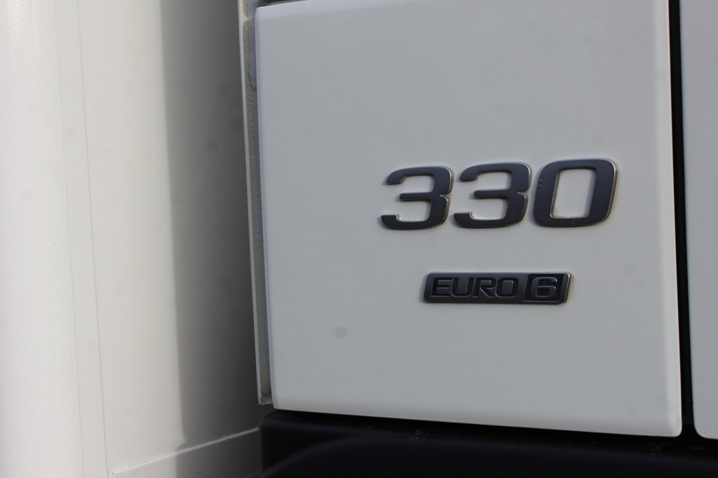 Volvo FM 330 E6 Koffer 7,8m Klima LBW Liftachse - Kasti veoauto: pilt 4 Volvo FM 330 E6 Koffer 7,8m Klima LBW Liftachse - Kasti veoauto: pilt 4