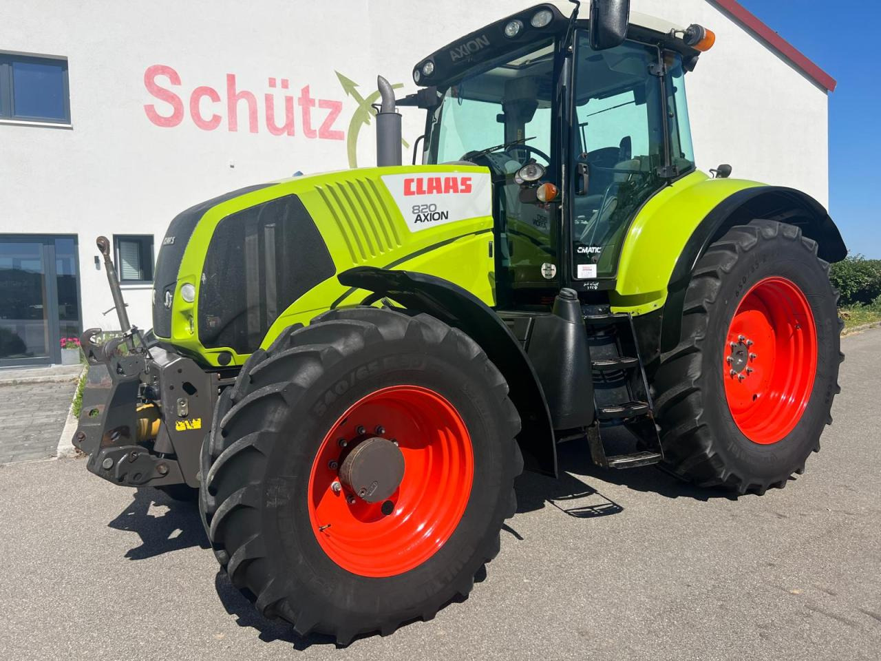 CLAAS Axion 820 CMATIC, FZW, FKH, TOP - Traktor: pilt 1 CLAAS Axion 820 CMATIC, FZW, FKH, TOP - Traktor: pilt 1