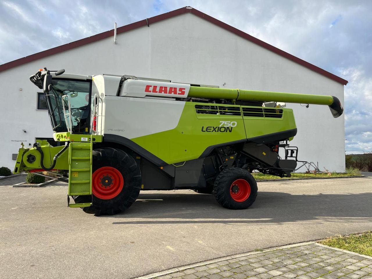 CLAAS Lexion 750 V-Kanal 3D, 30kmh, Mercedes Motor, Baujahr 2017 - Kombain: pilt 4 CLAAS Lexion 750 V-Kanal 3D, 30kmh, Mercedes Motor, Baujahr 2017 - Kombain: pilt 4