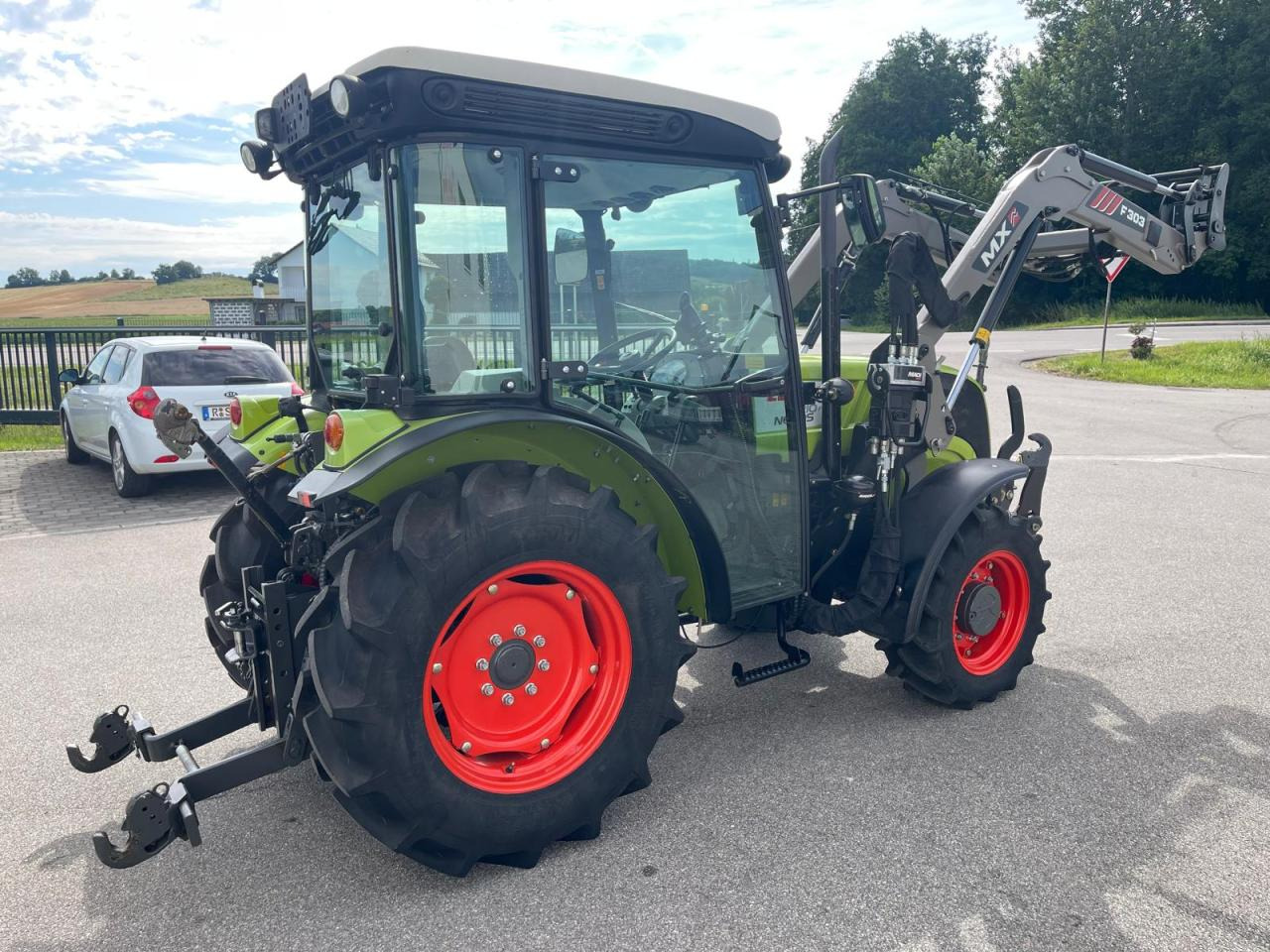 CLAAS Nexos 210 mit Frontlader und FZW, 236Bh, NEUWERTIG! - Traktor: pilt 5 CLAAS Nexos 210 mit Frontlader und FZW, 236Bh, NEUWERTIG! - Traktor: pilt 5
