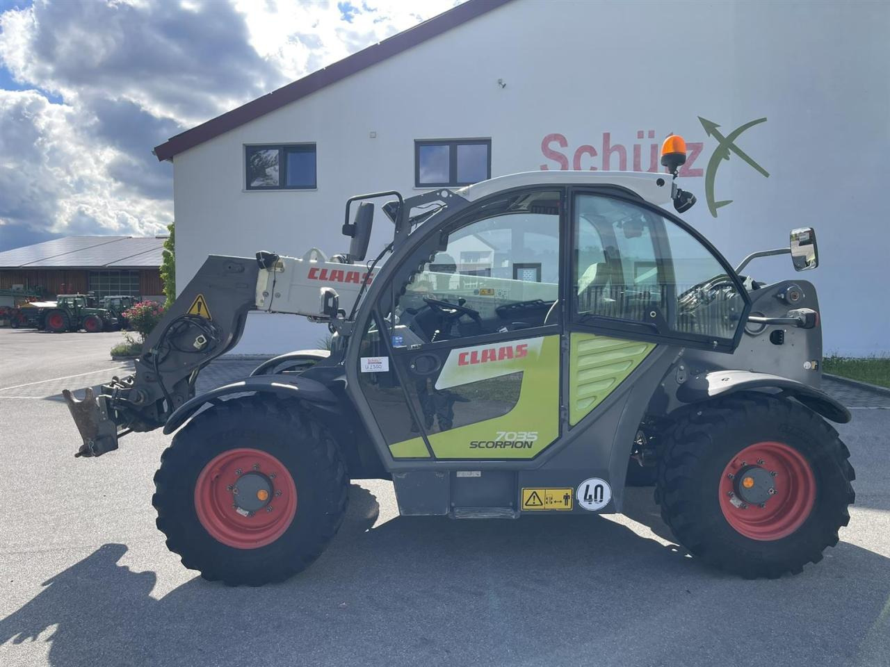 CLAAS Scorpion 7035 Teleskoplader, 40 kmh, Baujahr 2015 - Teleskooplaadur: pilt 2 CLAAS Scorpion 7035 Teleskoplader, 40 kmh, Baujahr 2015 - Teleskooplaadur: pilt 2
