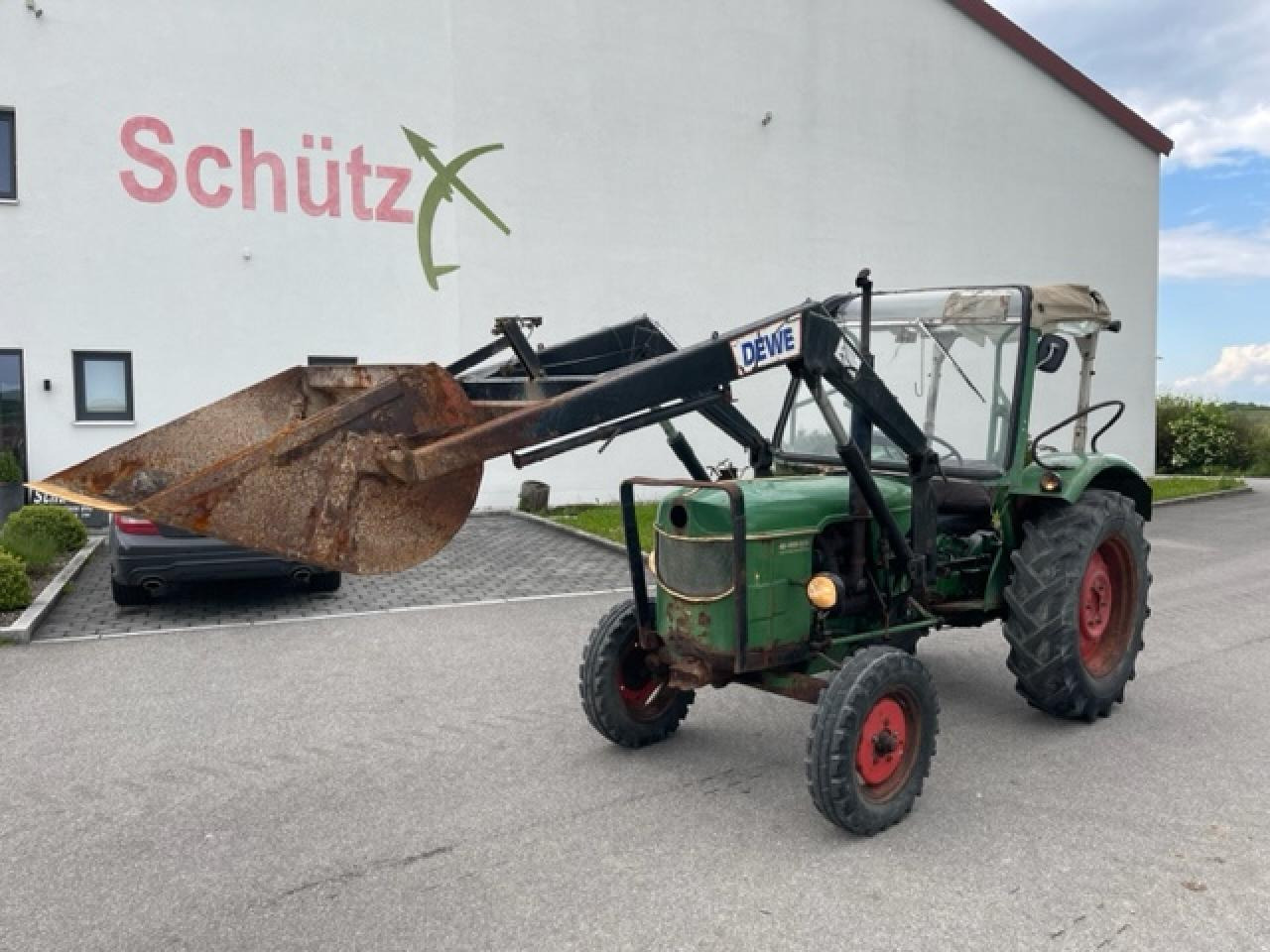 Deutz-Fahr D 4005 mit Frontlader / Oldtimer - Traktor: pilt 2 Deutz-Fahr D 4005 mit Frontlader / Oldtimer - Traktor: pilt 2