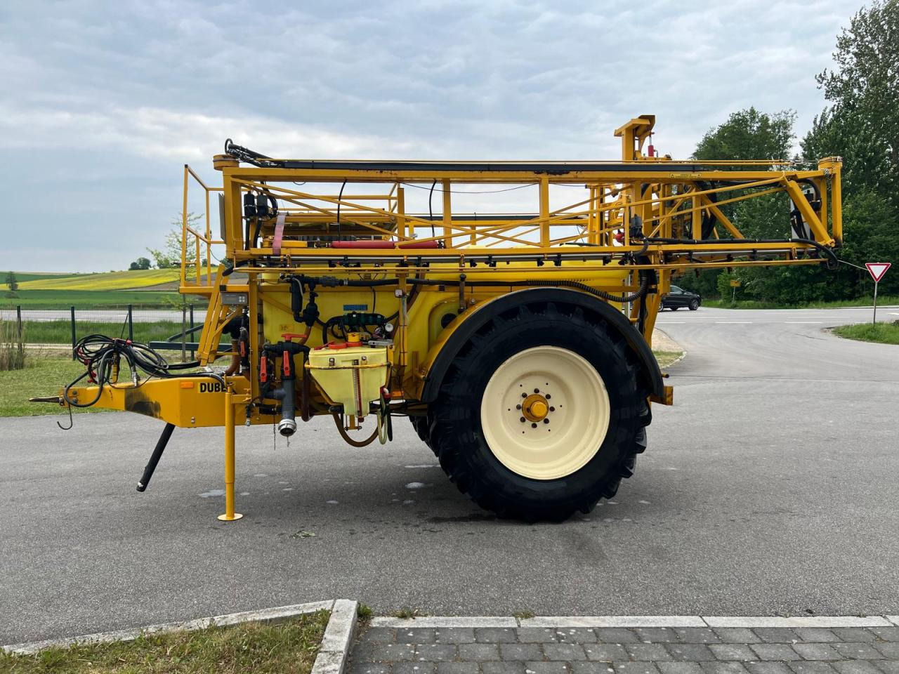 Dubex Vector 27m 3200 Liter Spritze, Baujahr 2002 - Järelveetav pritsija: pilt 1 Dubex Vector 27m 3200 Liter Spritze, Baujahr 2002 - Järelveetav pritsija: pilt 1
