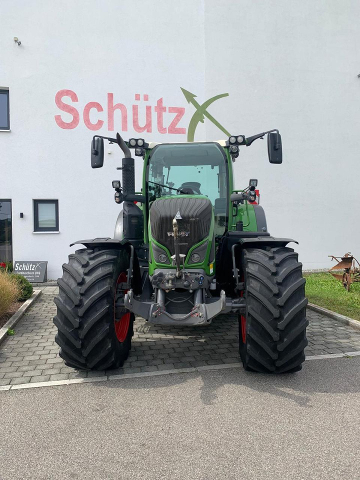Fendt 724 Vario Power Plus mit GPS - Traktor: pilt 3 Fendt 724 Vario Power Plus mit GPS - Traktor: pilt 3