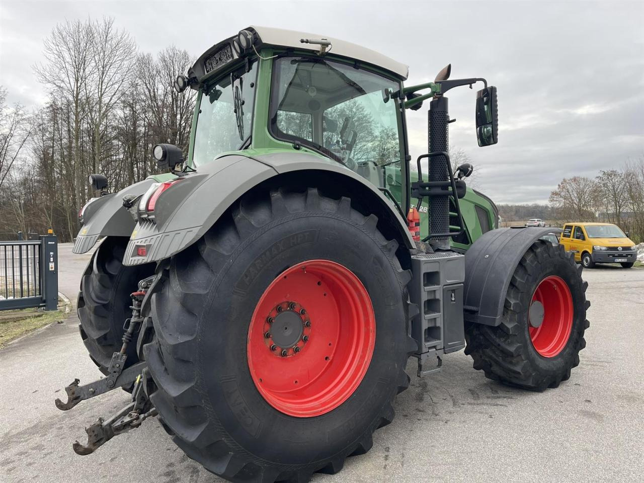 Fendt 828 Vario Profi Plus, GPS, FZW, 5DW, Baujahr 2014 - Traktor: pilt 4 Fendt 828 Vario Profi Plus, GPS, FZW, 5DW, Baujahr 2014 - Traktor: pilt 4