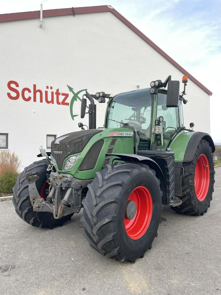 Fendt Fendt 718 Vario SCR GPS - Traktor: pilt 1 Fendt Fendt 718 Vario SCR GPS - Traktor: pilt 1
